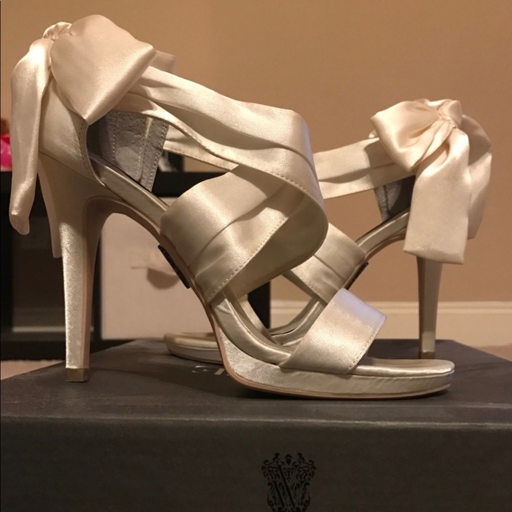 Vera Wang wedding shoes